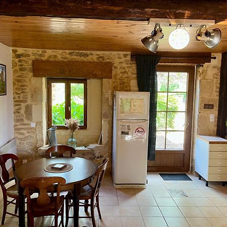 Saint-Genies La Vieille Ferme: Superbe Complexe De 3 Gites En Pierre Avec Piscine Au Coeur Du Perigord Noir מראה חיצוני תמונה