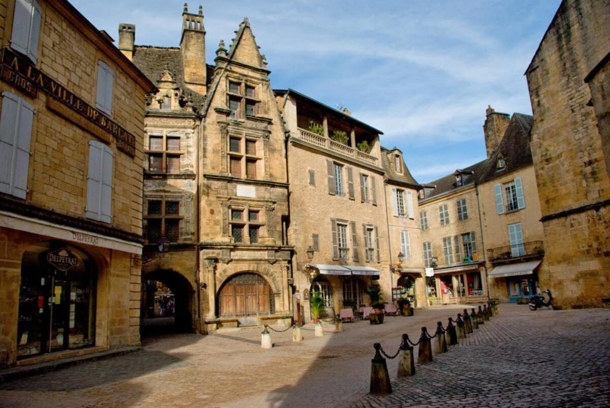 Saint-Genies La Vieille Ferme: Superbe Complexe De 3 Gites En Pierre Avec Piscine Au Coeur Du Perigord Noir מראה חיצוני תמונה